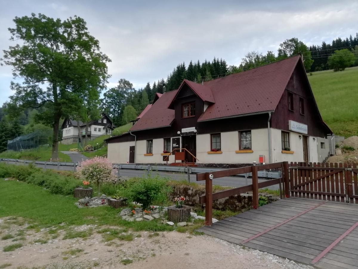 Sedmikraska Villa Horni Marsov Ngoại thất bức ảnh